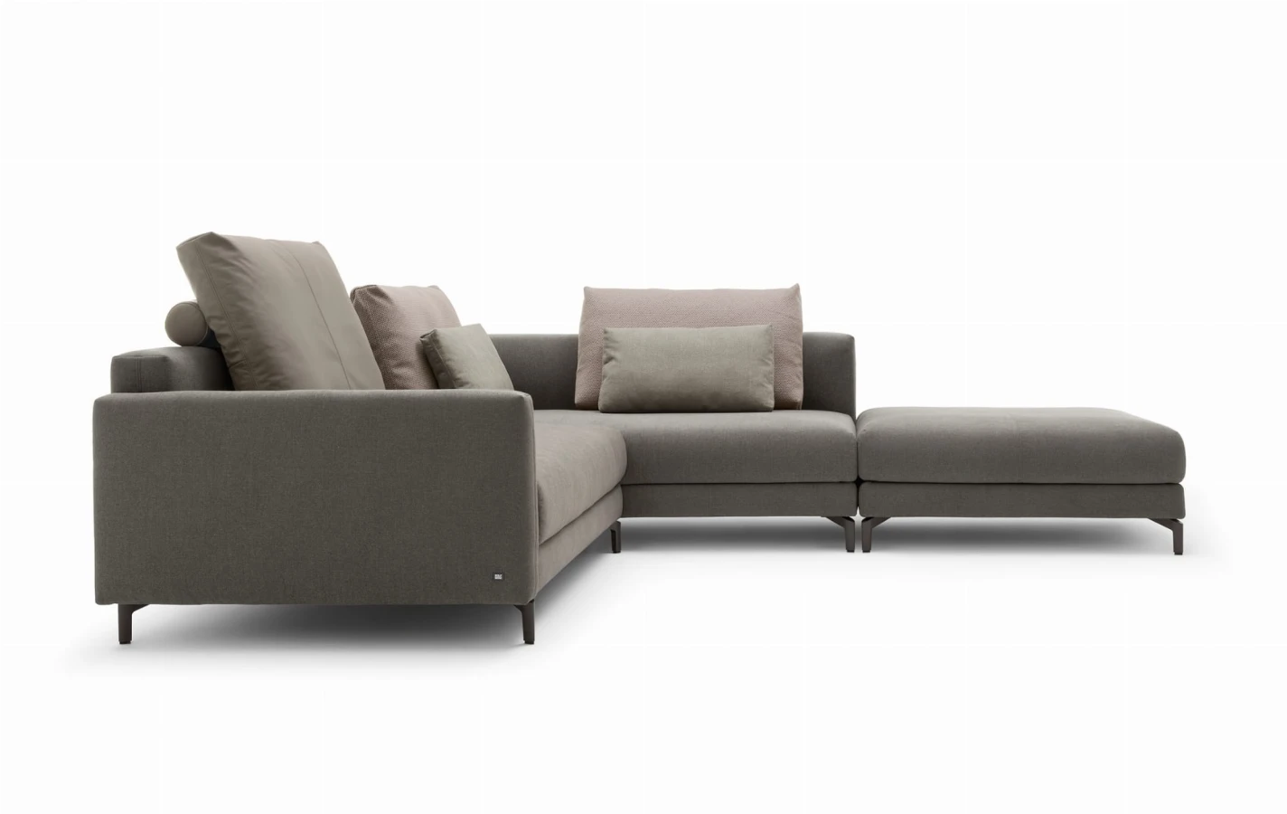 Sofa Rolf Benz NUVOLA | 3 elementy | narożnik 271 x 274 cm z opcjonalną wysoką poduchą oparciową z rolką