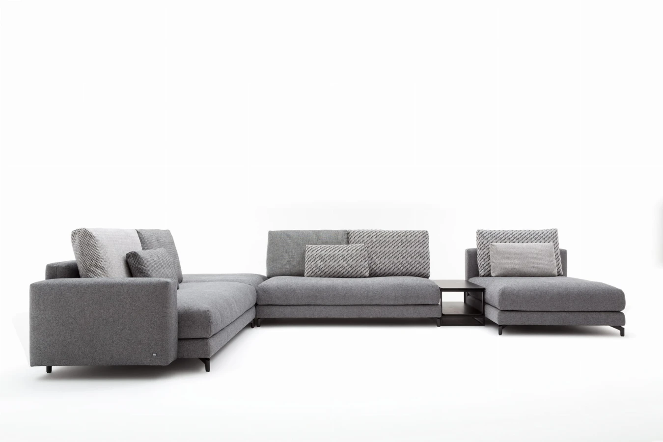 Sofa Rolf Benz NUVOLA | 4 elementy | narożnik 300 x 423 cm + stolik i konsolka