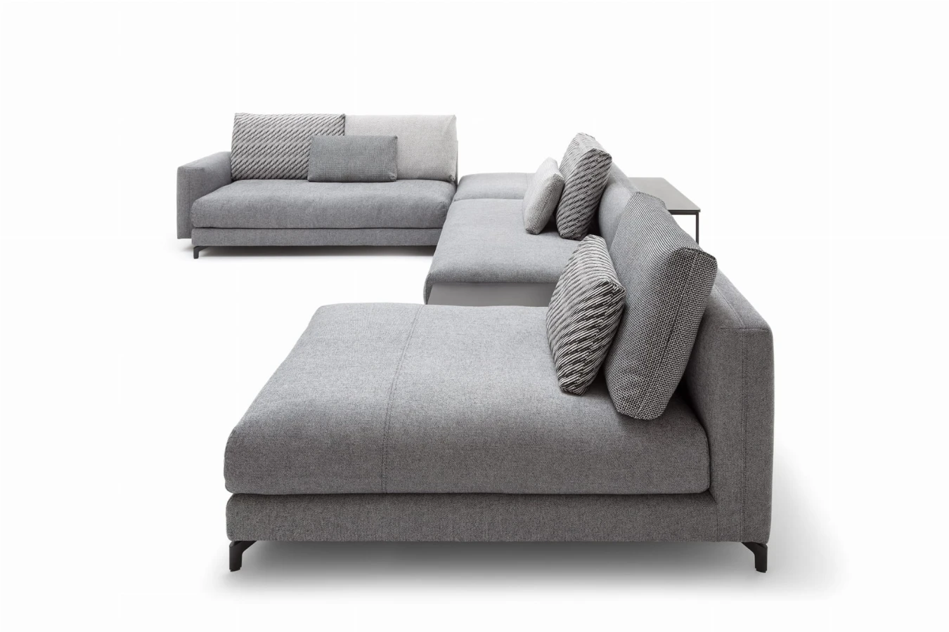 Sofa Rolf Benz NUVOLA | 4 elementy | narożnik 300 x 423 cm + stolik i konsolka