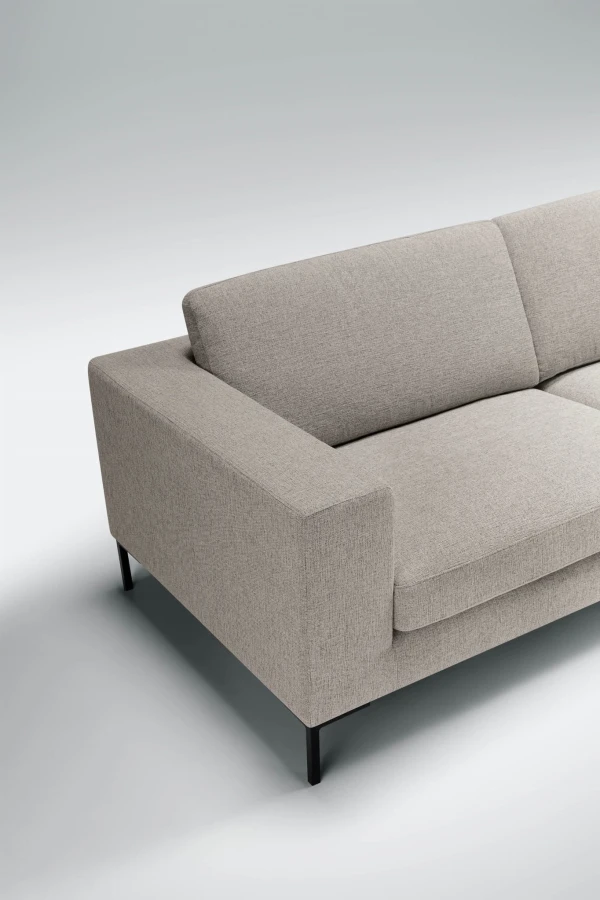 DOMINO_studio_set2_king_4_light_grey_4.jpg