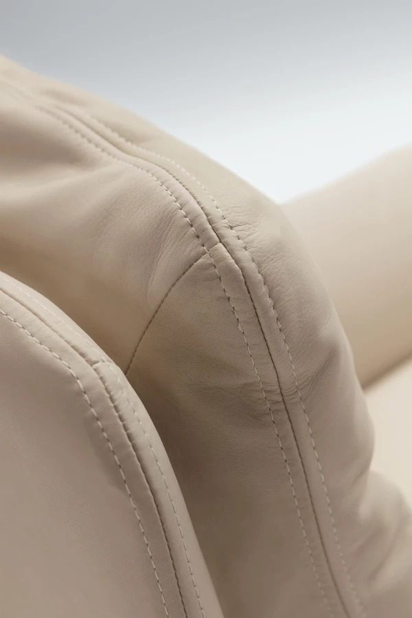 AMY_studio_armchair_aniline4_natur_9.jpg