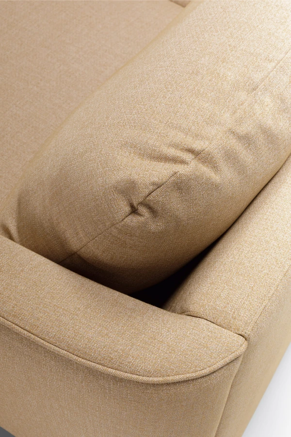 POLLY_studio_3seater_molinia_1_yellow_6.jpg