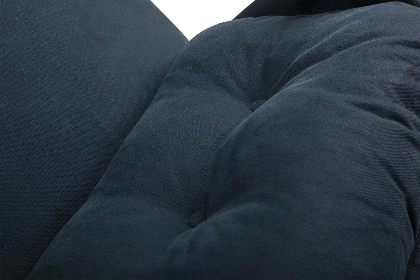ALMA_armchair_swivel_buttons_caleido1424_black_5.jpg