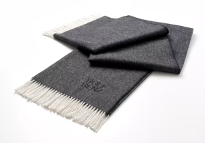 Pled wełniany Rolf Benz 952 | kolor czarny | black