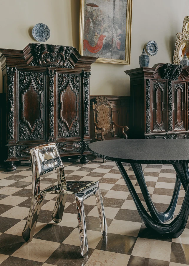 Zieta_CHIPPENSTEEL_0,5_chair_inox_Zieta_Collection_fot_Martyna-Jabłońska-Makowska_3-(1).jpg