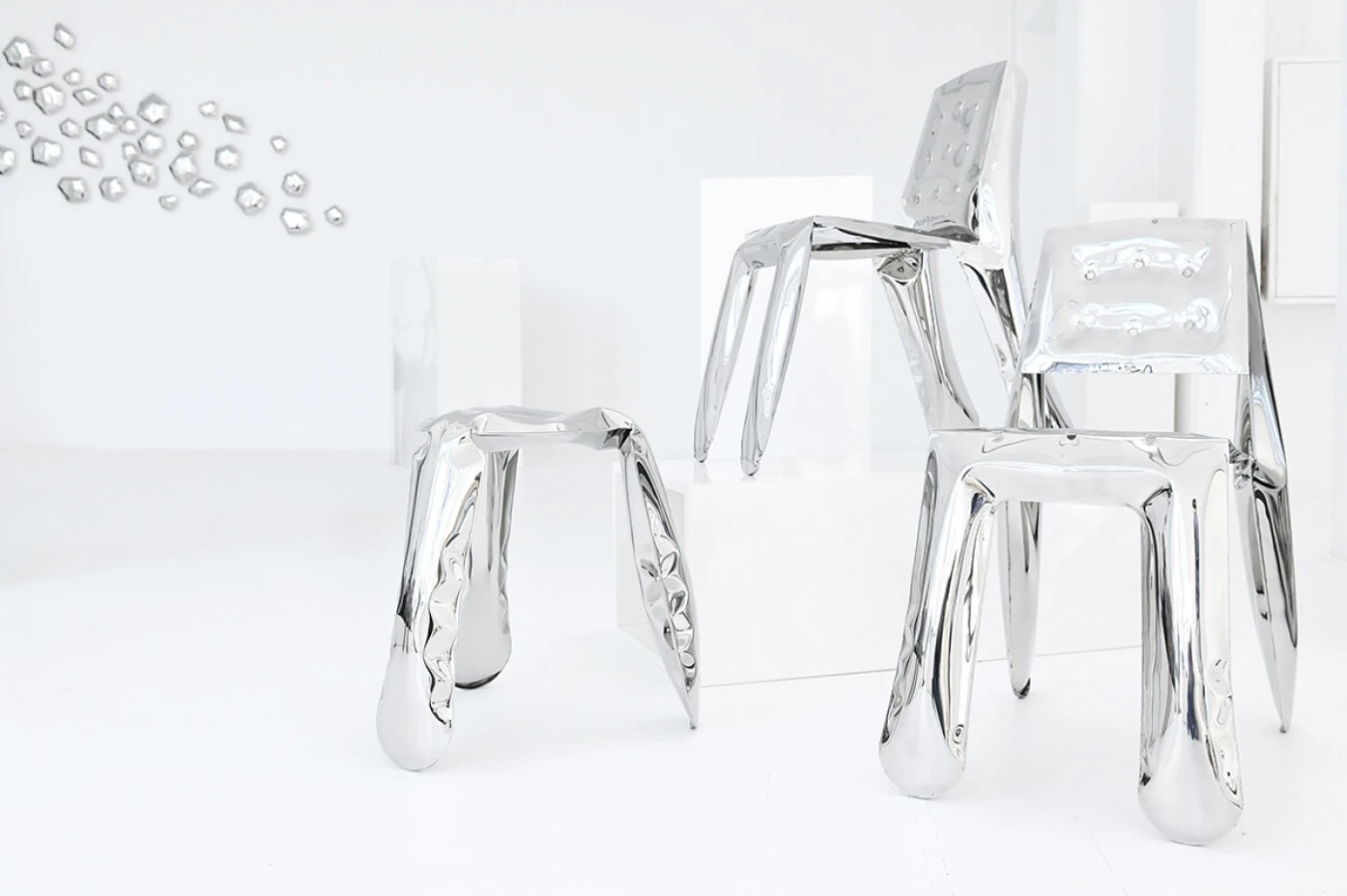 Zieta_CHIPPENSTEEL_0.5_1.0_inox_polished_Zieta_Collection_1___large_1400_931.jpg
