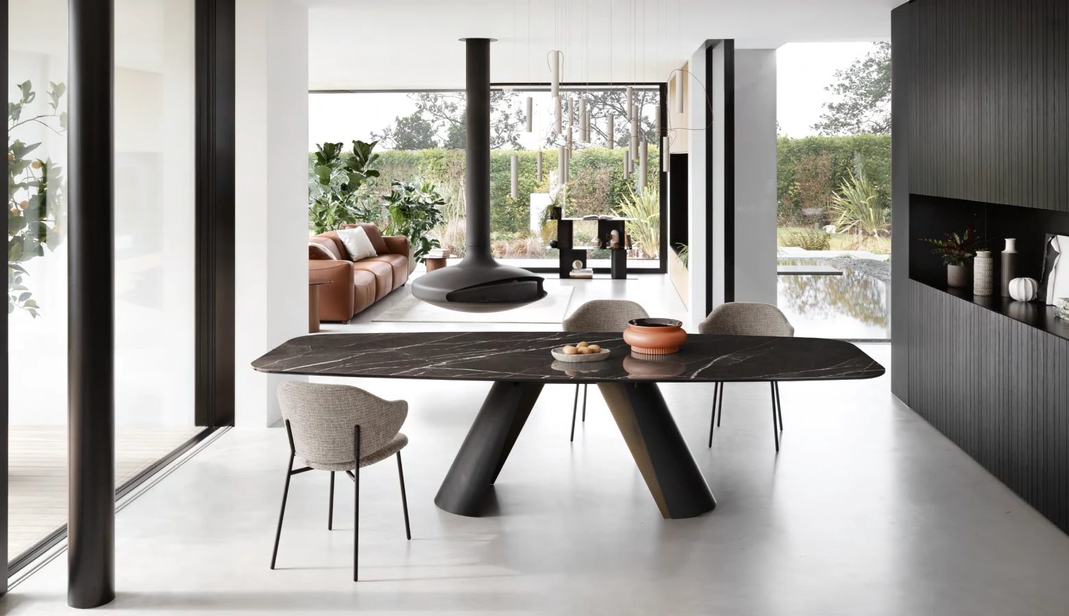 apian-cs4132-fb-tavolo-di-calligaris.png