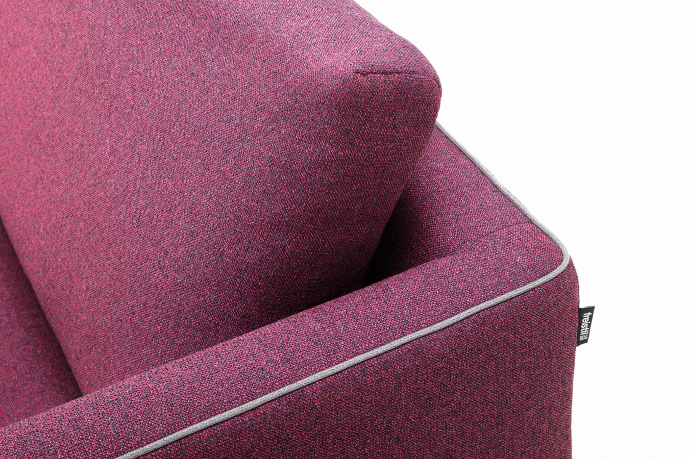 Sofa freistil 133 Rolf Benz | podłokietnik wykończony kedrą