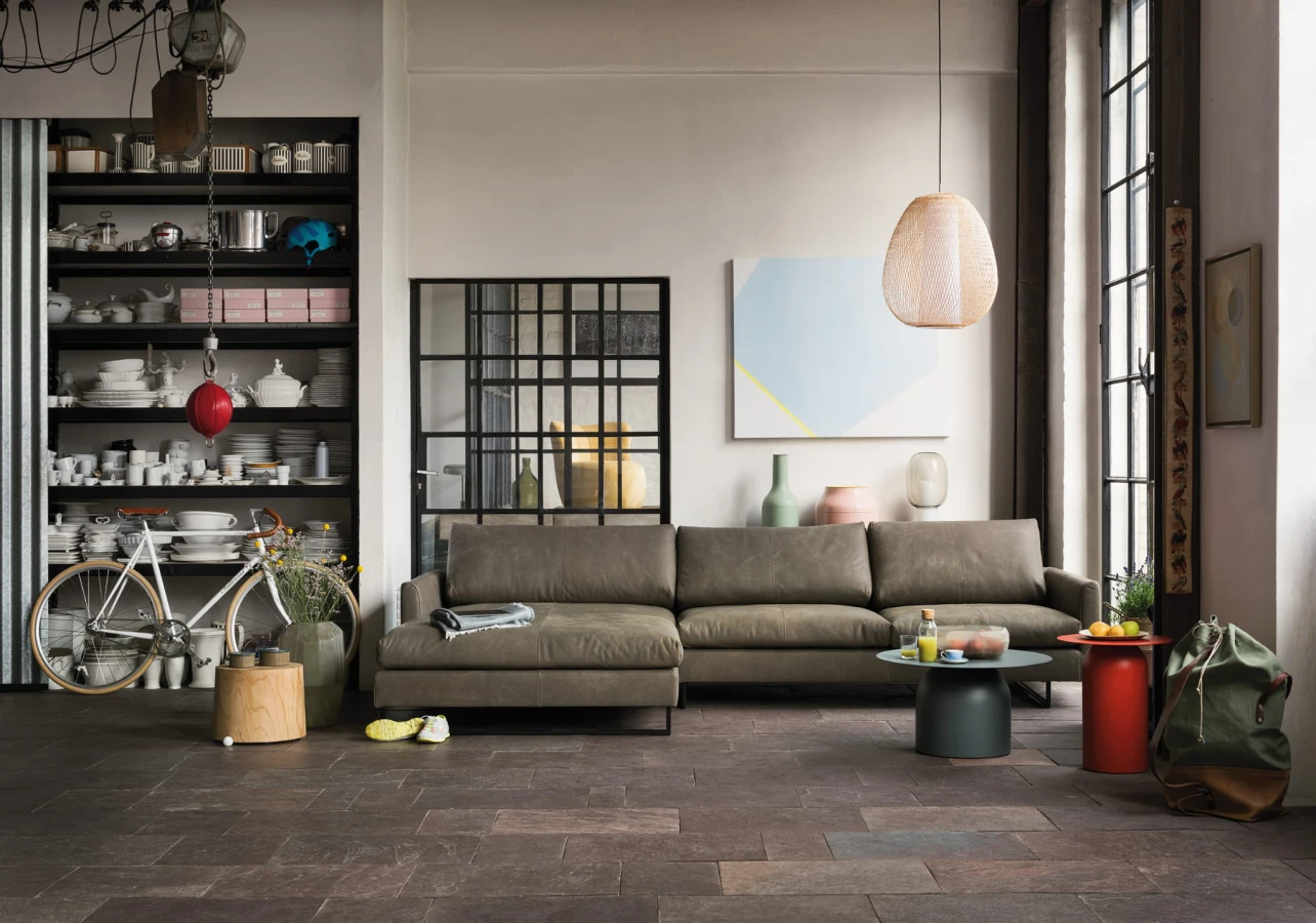 Sofa z szezlongiem freistil 134 Rolf Benz w skórze naturalnej
