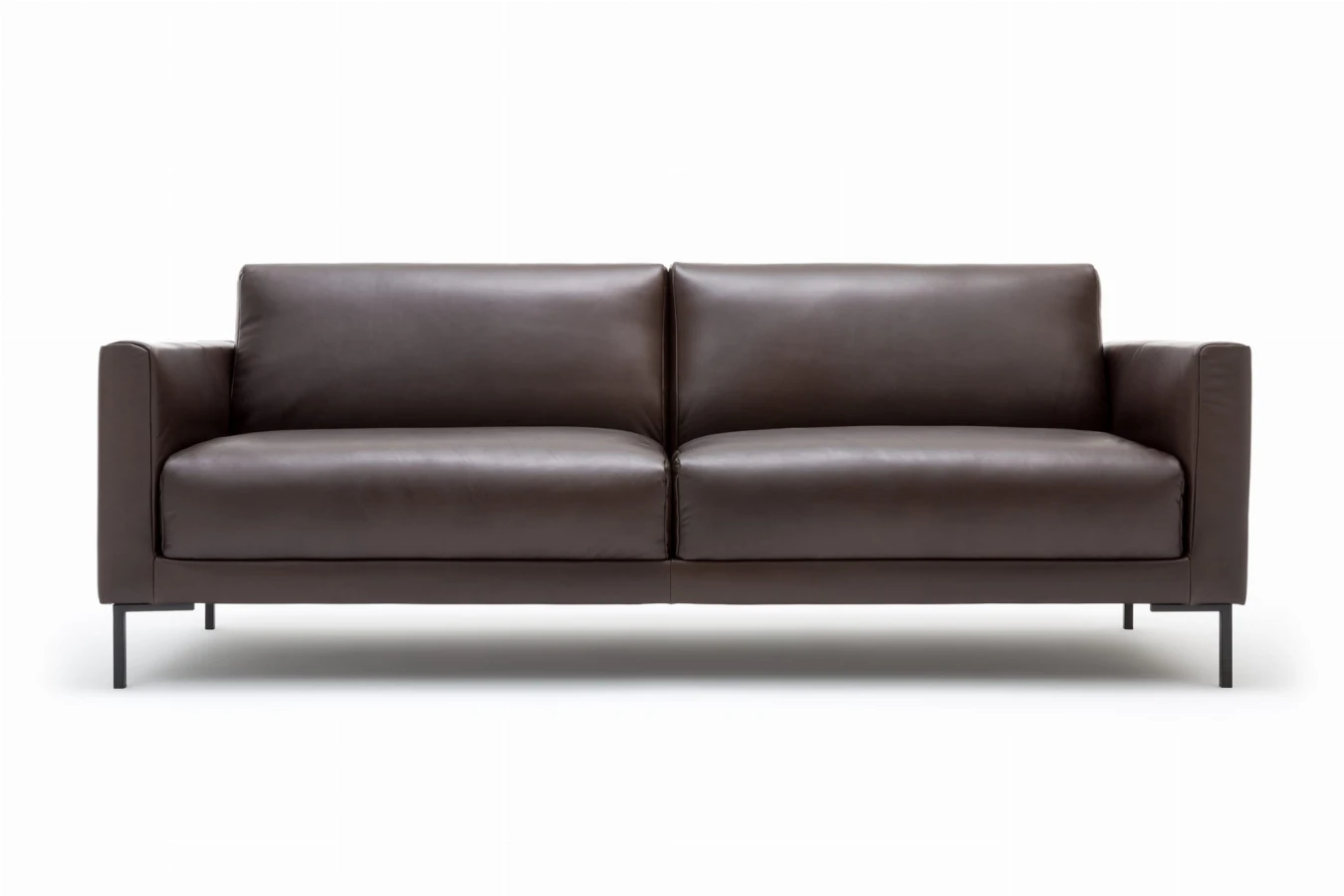 Sofa freistil 141 Rolf Benz na nóżkach metalowych w skórze naturalnej