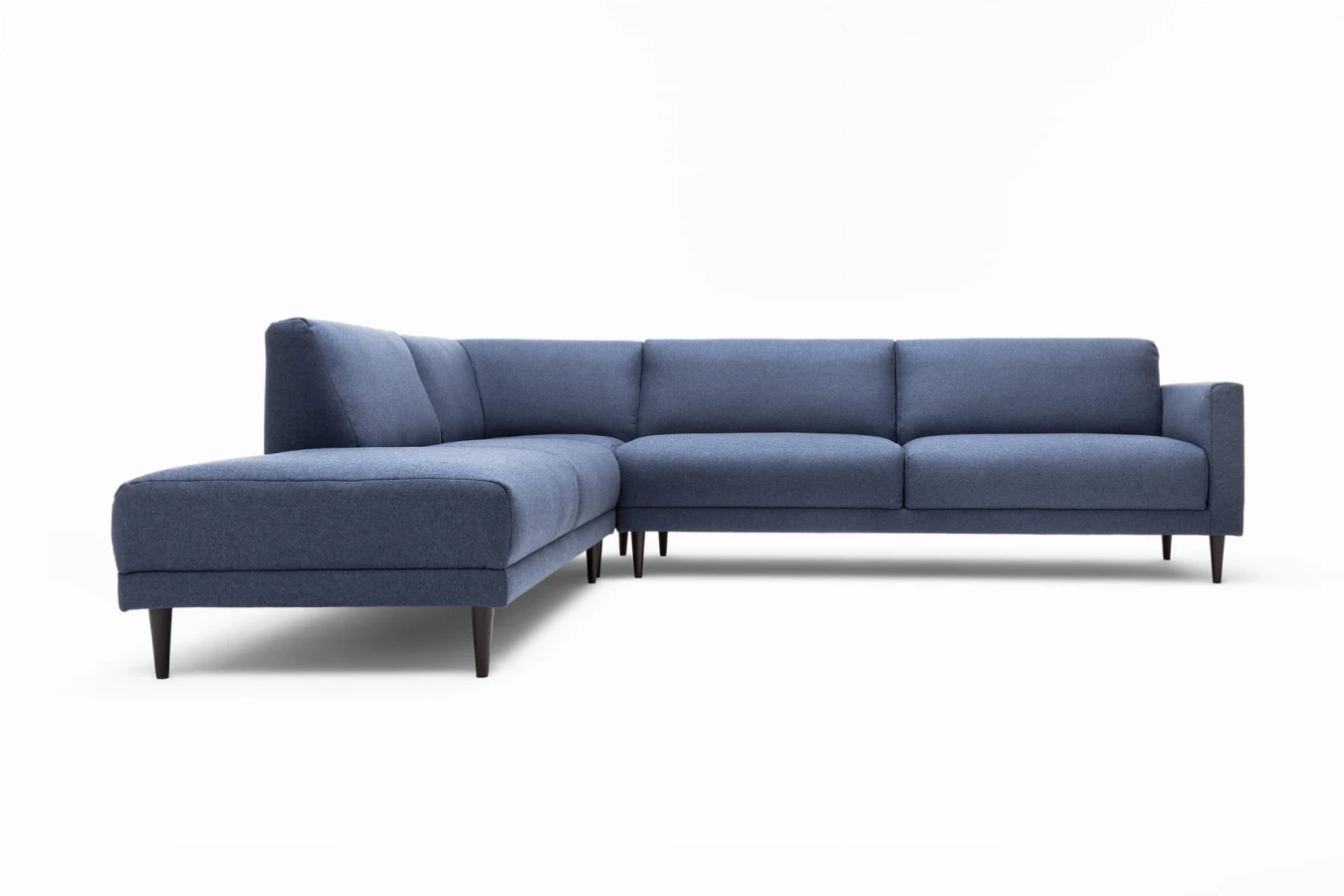 Sofa narożna freistil 141 Rolf Benz | szeroki podłokietnik
