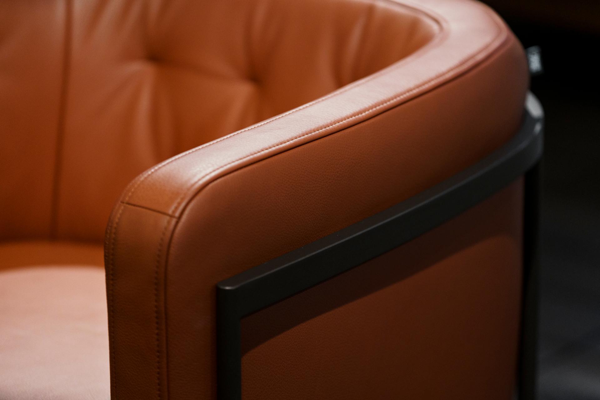 SOFA ROLF BENZ PHIL